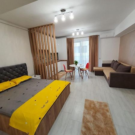 Listone' Apartment 12 Mamaia Nord Navodari Bagian luar foto
