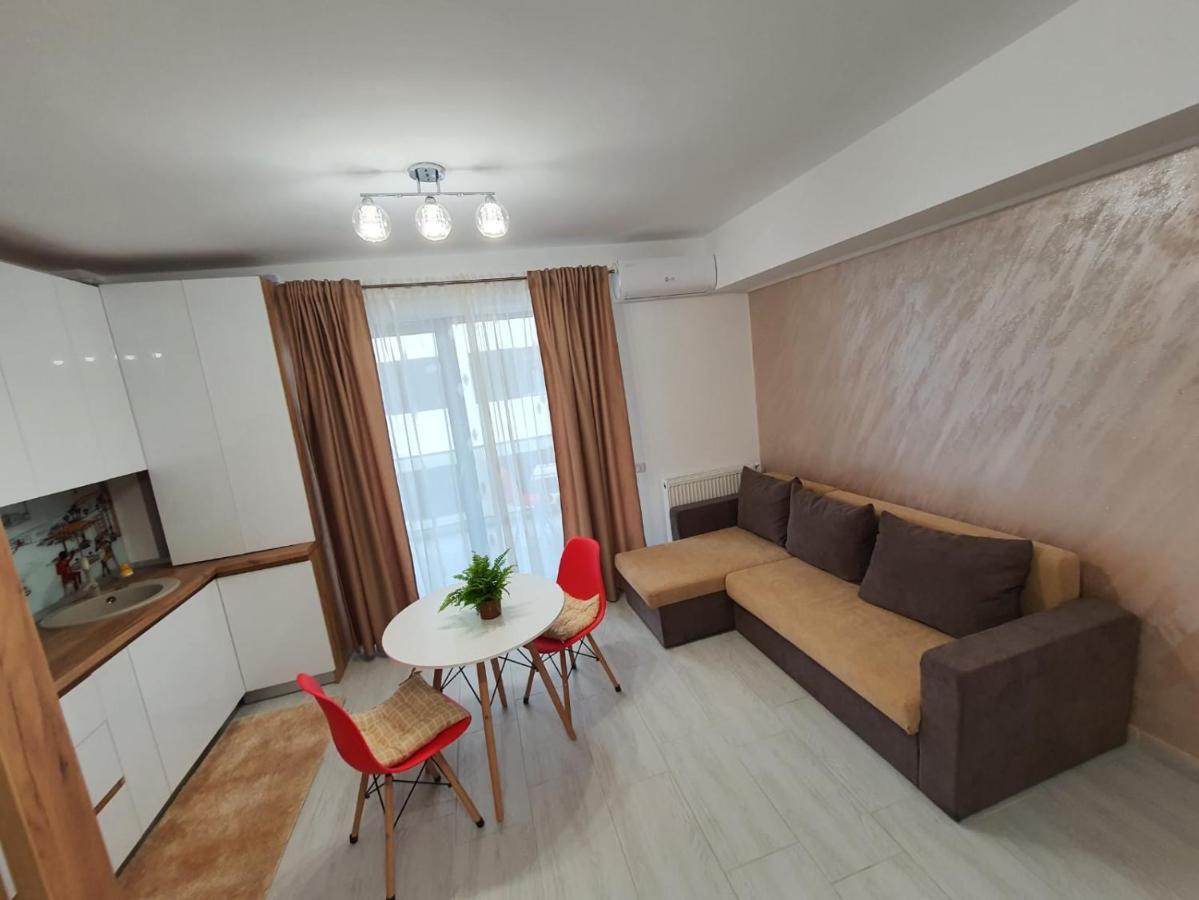 Listone' Apartment 12 Mamaia Nord Navodari Bagian luar foto